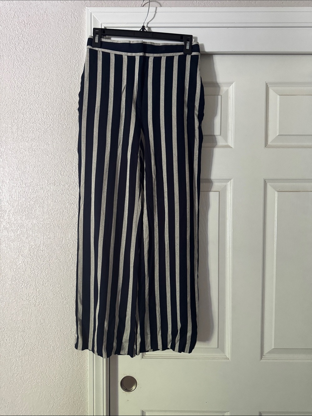 Striped Wide-Leg Women’s Pants - Navy & Grey